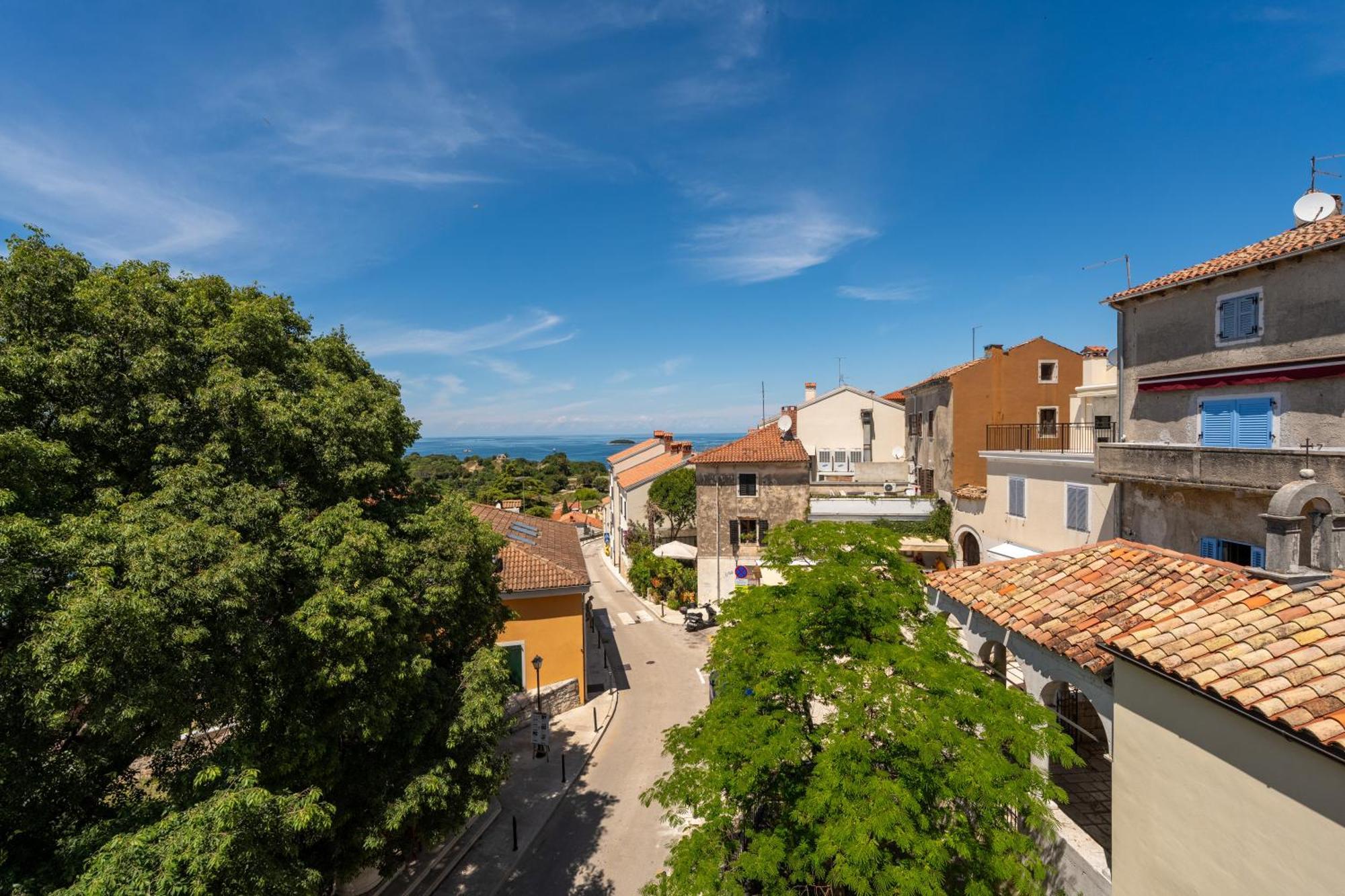 Boutique Wrungel Hotel Vrsar Exterior photo